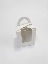 9x9x11 Beyaz Pencereli Kutu - Görsel 1