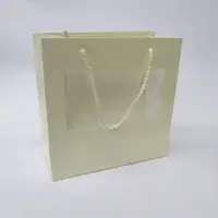 20x20x10 Krem Pencereli Karton Çanta - Görsel 1